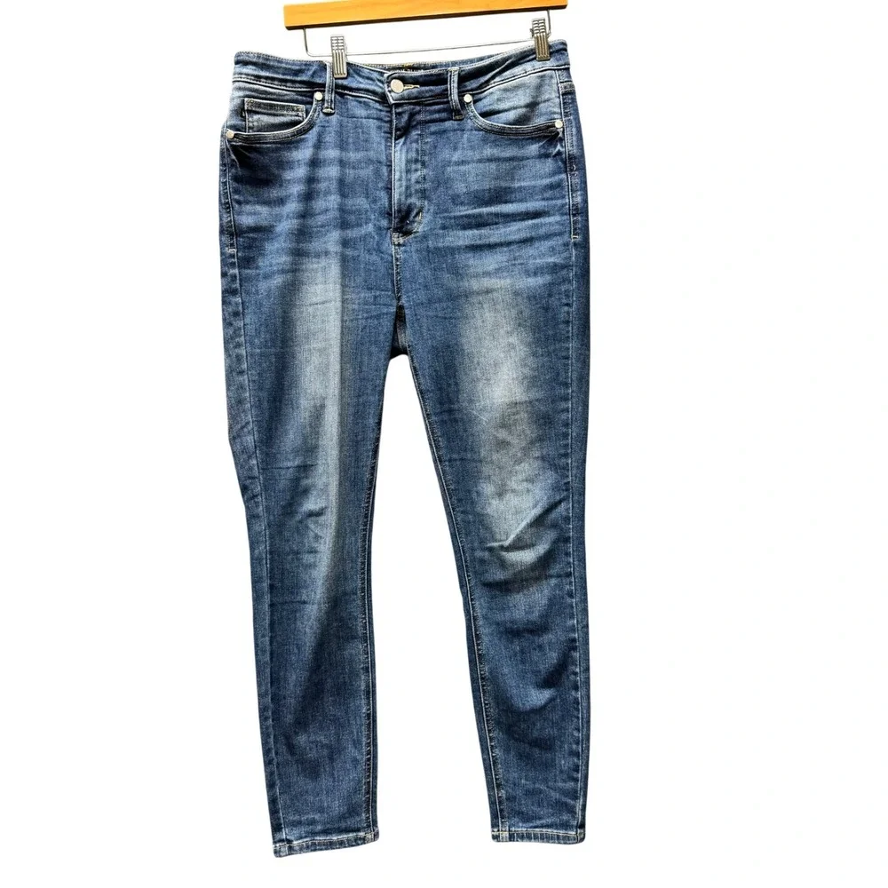 Judy Blue Jeans Womens 13/31 (33x28 ACTUAL) Skinny Fit Blue Denim Stretch